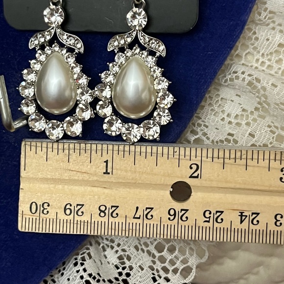 💥3/$13.00💥Paparazzi Earrings ( Bundle) - Picture 8 of 9